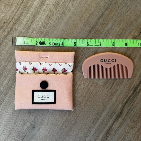 Gucci Beauty Comb with Pouch 🌸 Millennial Baby Pink Floral Authentic Spring GWP - Picture 4 of 10
